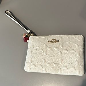 Coach wristlet wallet